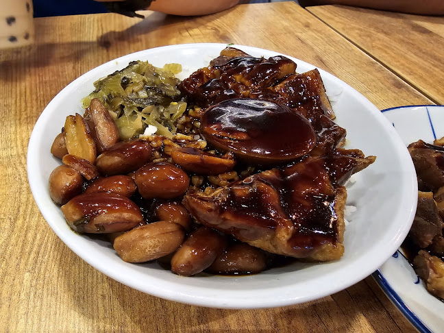 KOON Bak Kut Teh 坤肉骨茶 - Hospitality and gastronomy