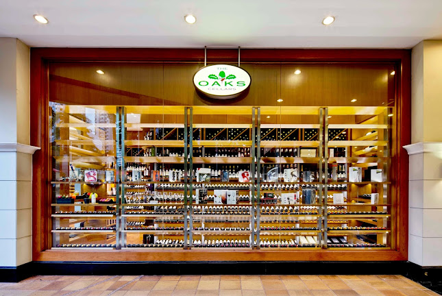 Opinii despre The Oaks Cellars Ltd în Singapore - Hospitality and gastronomy
