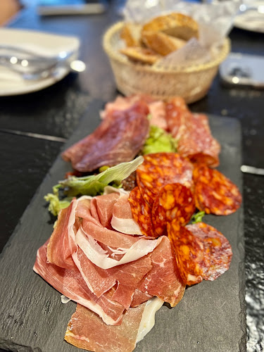 Comentarii opinii despre Wine Connection Bistro