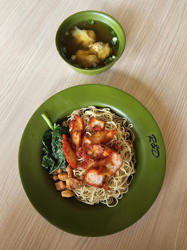 Opinii despre R & D în Singapore - Hospitality and gastronomy