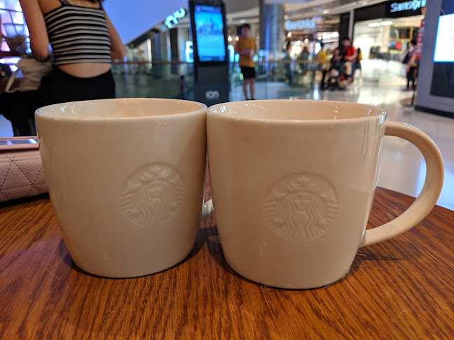 Starbucks ION Orchard - Singapore