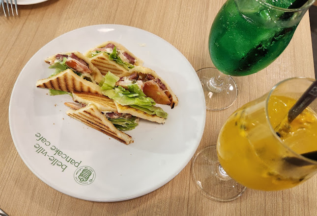 Opinii despre Belle-Ville Pancake Cafe Hillion Mall în Singapore - Hospitality and gastronomy