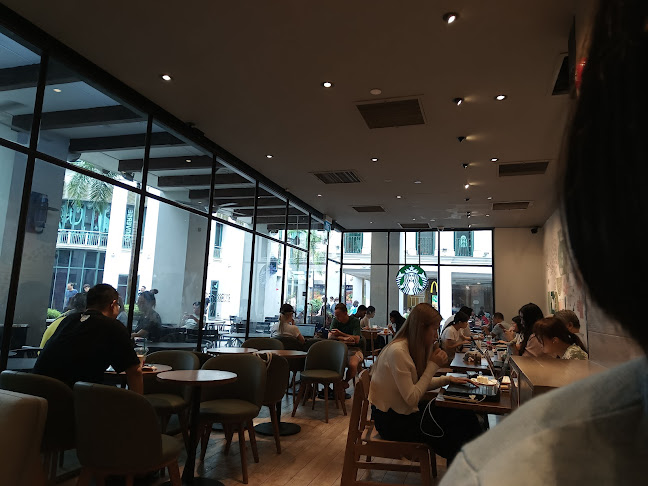Starbucks Bugis Junction - Singapore