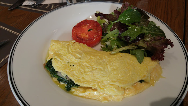 PAUL Ocean Financial Centre - Singapore