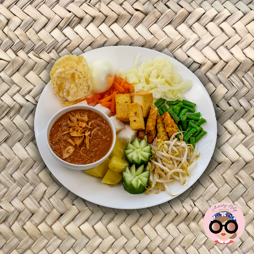 Aunty Lily Kitchen @ City Plaza - Singapore