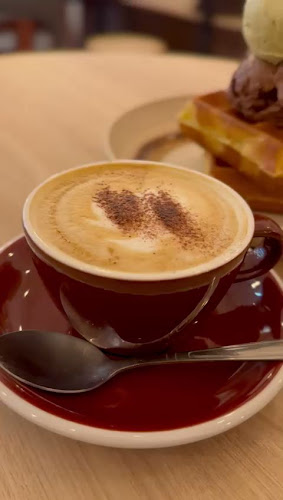 226 E Coast Rd, Creamier Handcrafted Ice Cream and Coffee (East Coast, Singapore 428923