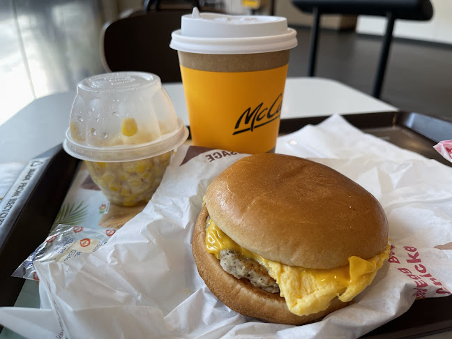 Opinii despre McDonald's Serangoon Avenue 3 în Singapore - Hospitality and gastronomy