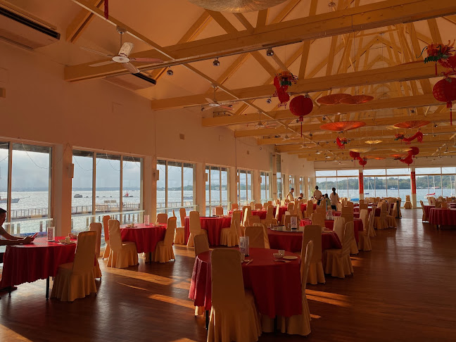 Changi Beach Seafood Paradise - Singapore