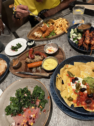 Brewerkz Riverside Point