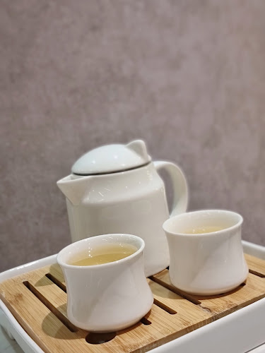 Overscoop (Orchard Central): Freshly Made Waffles