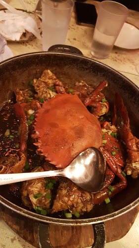 Kim's Place Seafood Restaurant - Hospitality and gastronomy