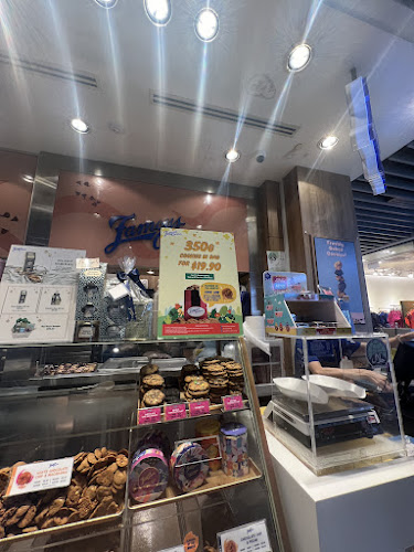 Comentarii opinii despre Famous Amos Wisma Atria