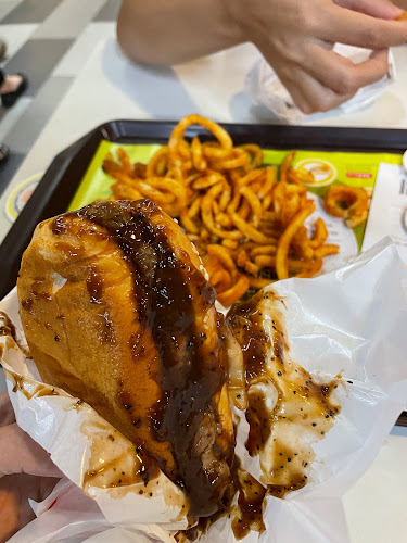 Comentarii opinii despre McDonald's Bedok Reservoir