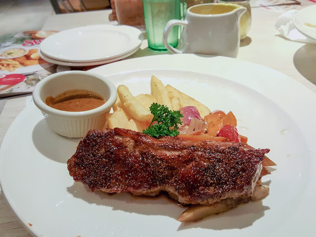 10 Eunos Rd 8, #02-136/137 SingPost Centre, Singapore 408600