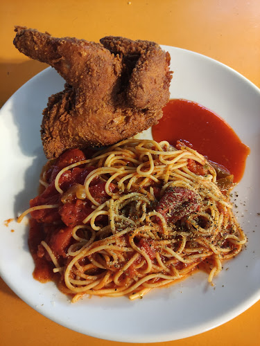 Opinii despre QMeal Fragrant Chicken Rice - Clementi (#01-42) în Singapore - Hospitality and gastronomy