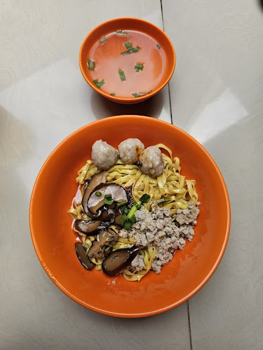 Comentarii opinii despre Liang Chuan Fishball Minced Meat Noodle