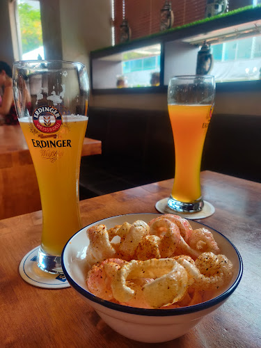 Opinii despre Brotzeit German Beer Bar and Restaurant - Katong în Singapore - Hospitality and gastronomy