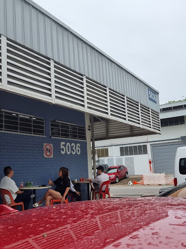 Wei Ji Noodle House 伟记面家 - Hospitality and gastronomy