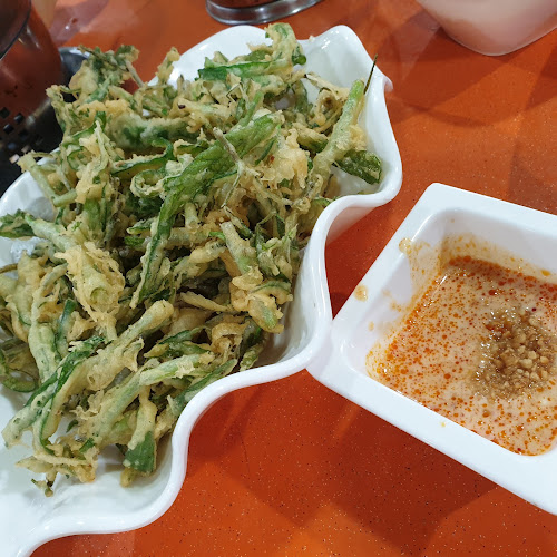 Spicy Thai-Thai Cafe - Hospitality and gastronomy