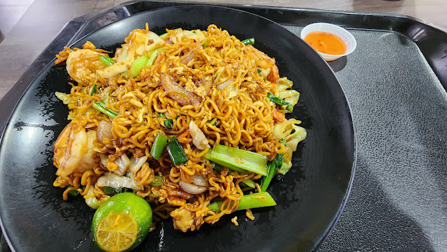 1st Stop Food Junction 第一站饮食坊 - Hospitality and gastronomy