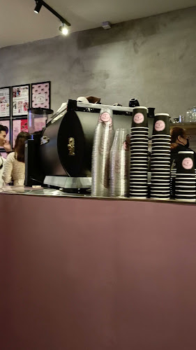 Cake Spade - Singapore