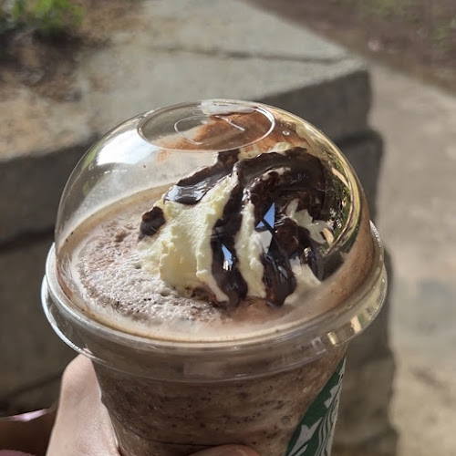 Starbucks Compass One - Hospitality and gastronomy