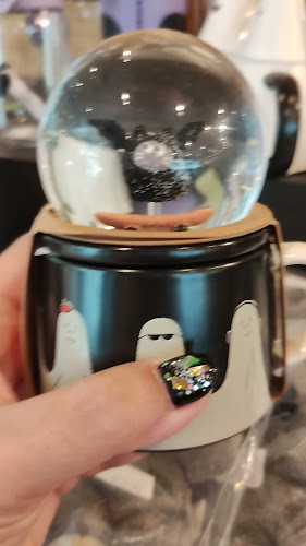 3 Gateway Dr, #02-04/04A Westgate, Singapore 608532