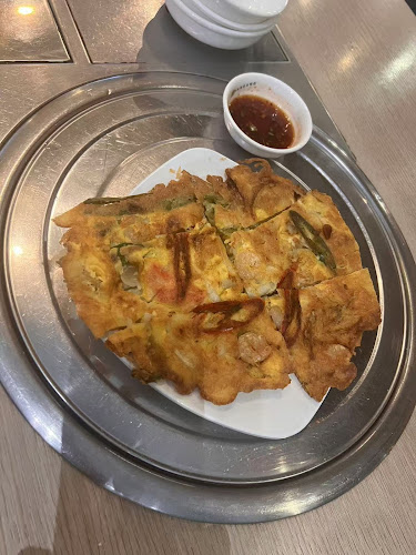 10 Sinaran Dr, #03-33 Square 2, Singapore 307506