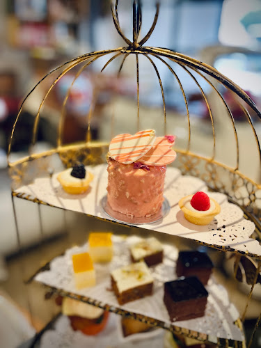 Brunches Cafe - Hospitality and gastronomy