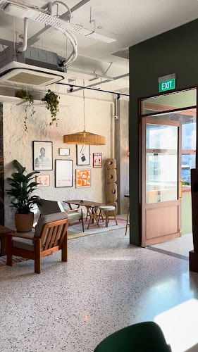 Comentarii opinii despre MERCI MARCEL EAST COAST