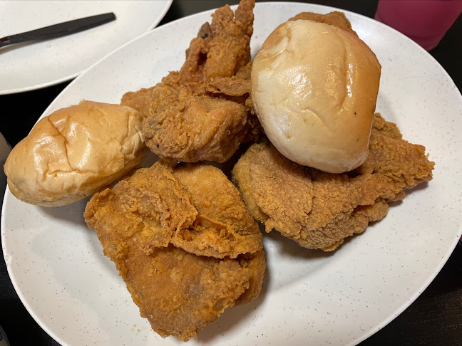Arnold's Fried Chicken Hougang Branch - Hospitality and gastronomy