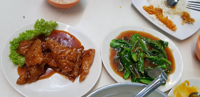 Hippo Family Restaurant