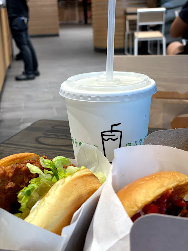 1 HarbourFront Walk, #01-163/164 VivoCity, Singapore 098585