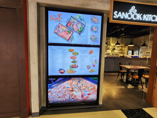 Opinii despre Sanook Kitchen - Kallang Wave Mall în Singapore - Hospitality and gastronomy