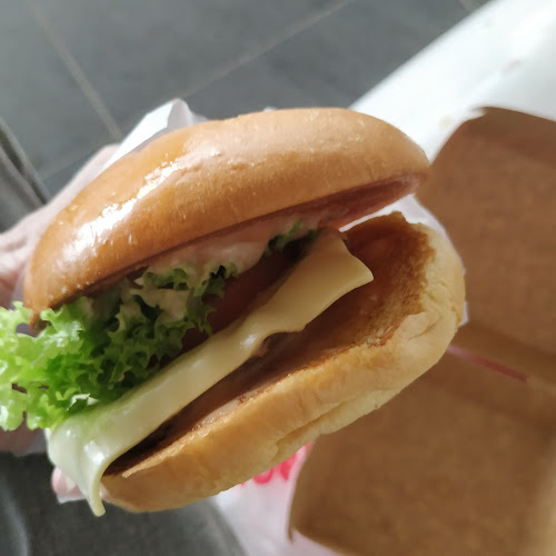 Comentarii opinii despre Jollibee Anchorvale