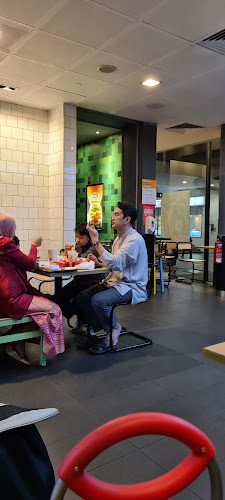 Comentarii opinii despre McDonald's Eastpoint Mall