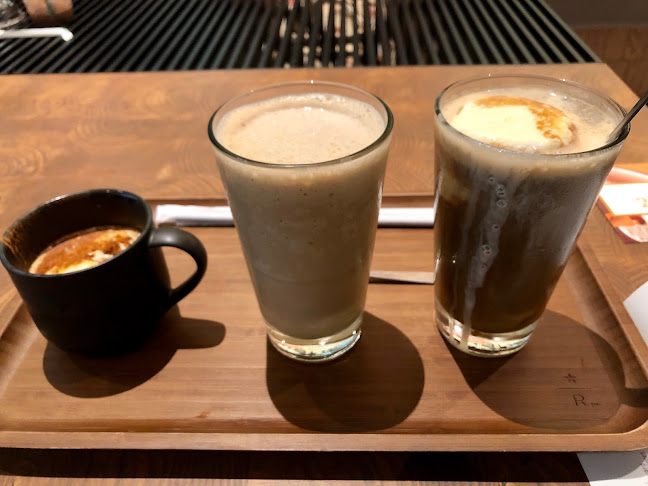 Opinii despre Starbucks Terminal 1 Transit în Singapore - Hospitality and gastronomy