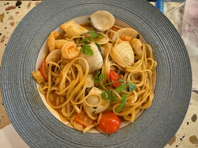 Opinii despre Little Rogue Coffee în Singapore - Hospitality and gastronomy