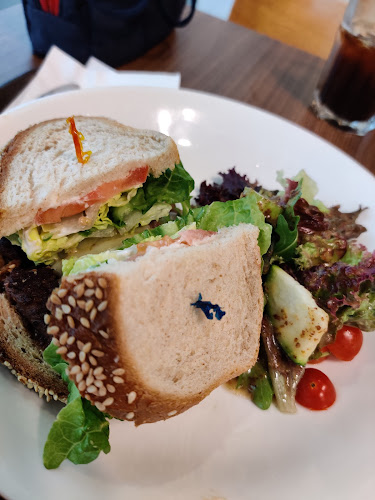 Comentarii opinii despre Cedele Bakery Kitchen - The Star Vista