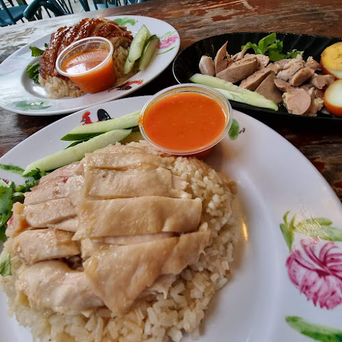 Opinii despre King of Chicken Rice în Singapore - Hospitality and gastronomy