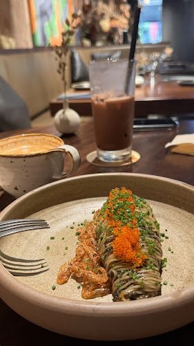 Woodfire Brunch & Coffee: Cafe | Pastas | Burgers | Clarke Quay - Singapore