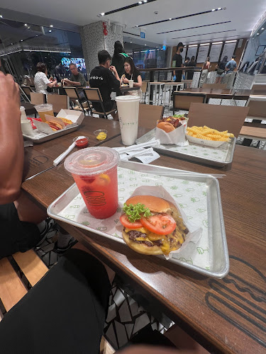 Opinii despre Shake Shack în Singapore - Hospitality and gastronomy