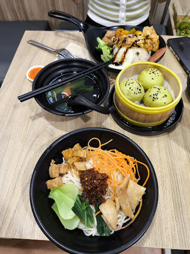 Greendot Northpoint - Hospitality and gastronomy