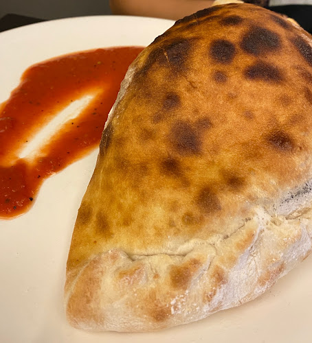 26/26B Lor Mambong, Singapore 277685