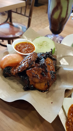 Ayam Penyet President - Kallangwave - Singapore