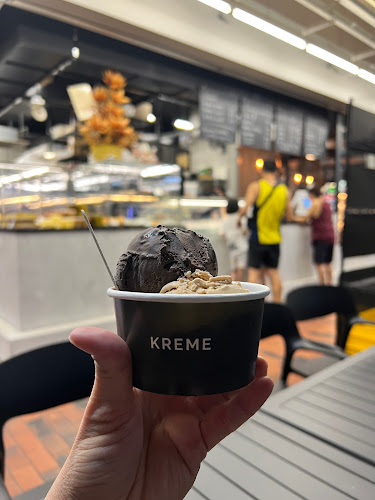 Kreme Cafe