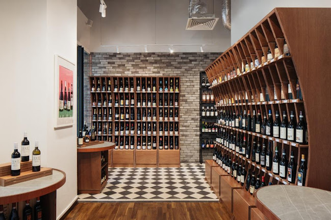 The Straits Wine Company - Hospitality and gastronomy