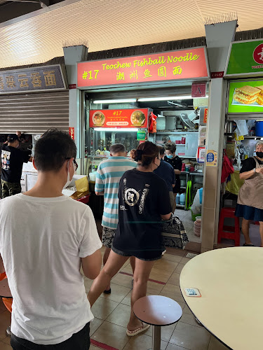 17 Teochew Fishball Noodle - Singapore