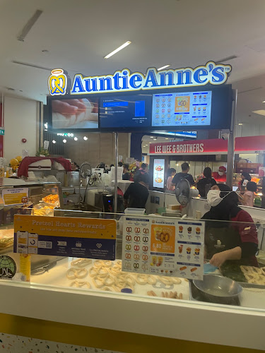 Auntie Anne's Soft Pretzels (NEX) - Hospitality and gastronomy