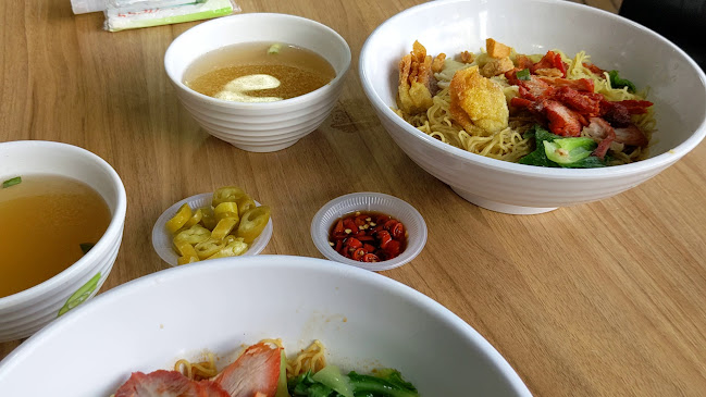 Crystal Wok Noodle House